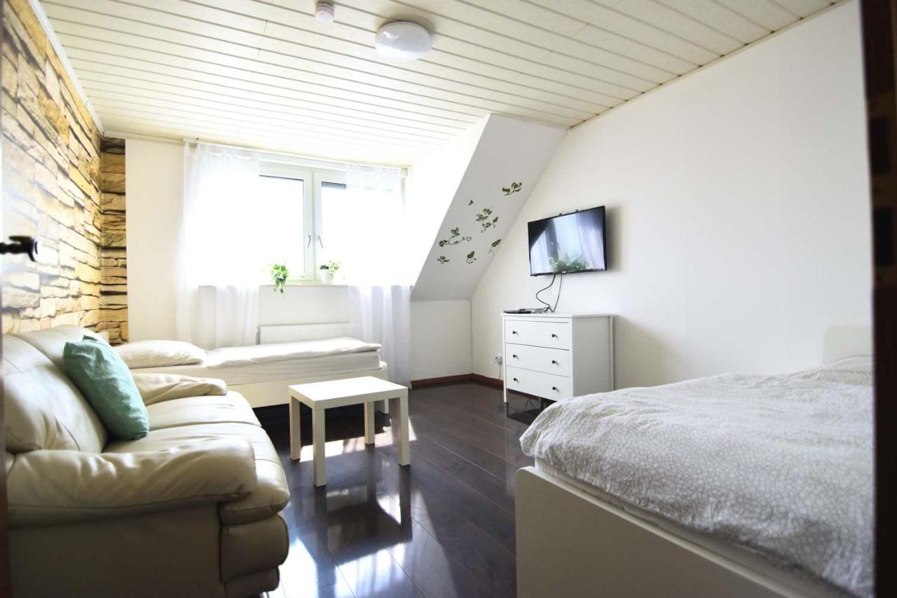 Cozy Worker Apartments Niederkassel Ngoại thất bức ảnh